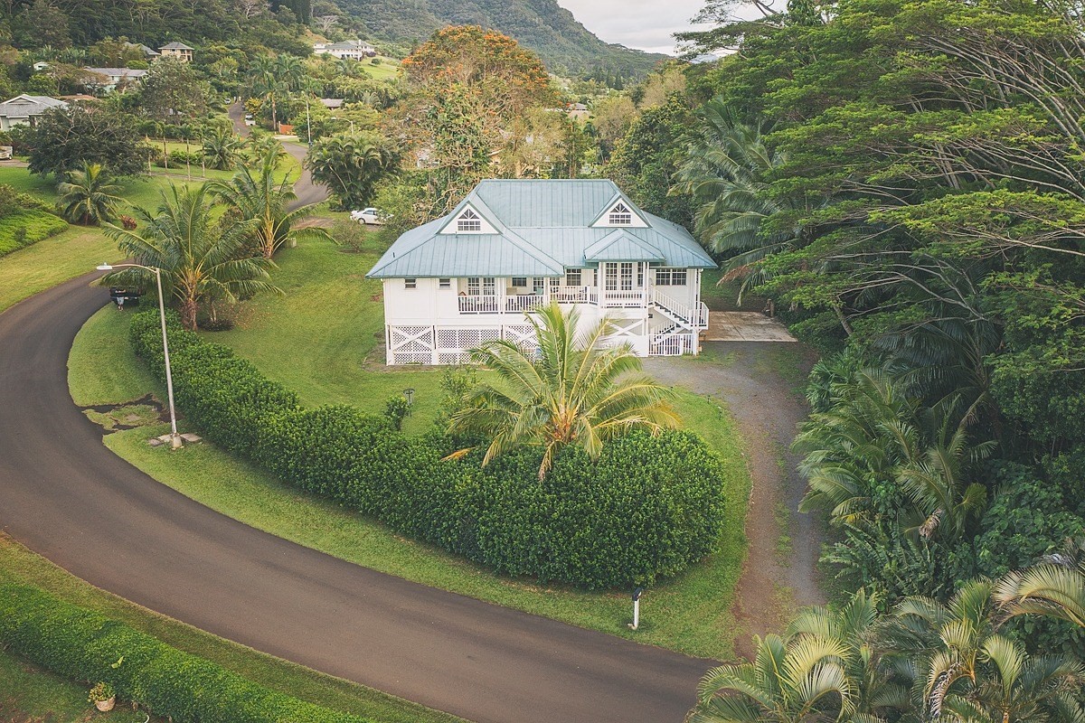 5851 Lokelani Road Kapaa, HI 96746 - Photo 20 of 21 a view of a back yard of the house