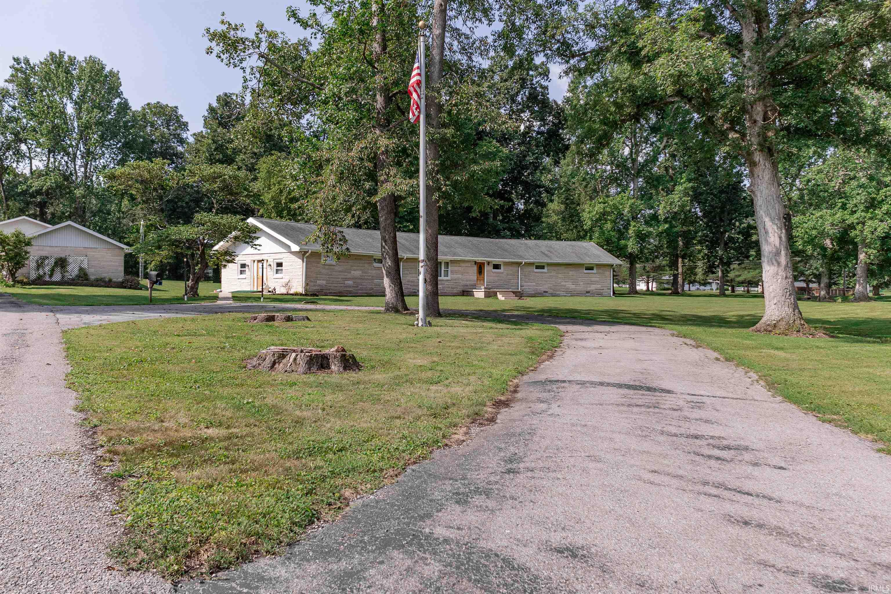 1372 Yockey Road Mitchell, IN 47446 - Photo 26 of 36