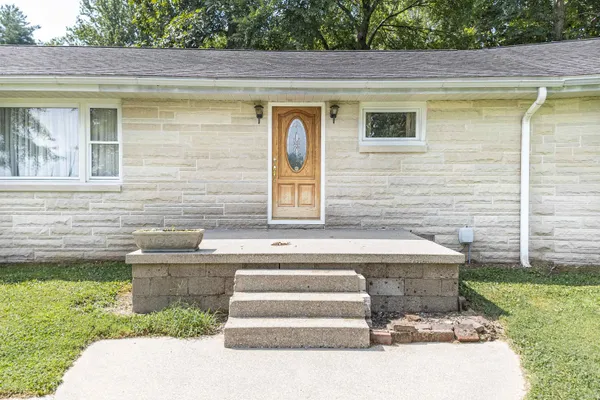 $399,900 | 1372 Yockey Road, Mitchell, IN 47446