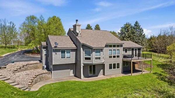 $560,000 | 21-23 Cedar Rim Trail, Galena, IL 61036