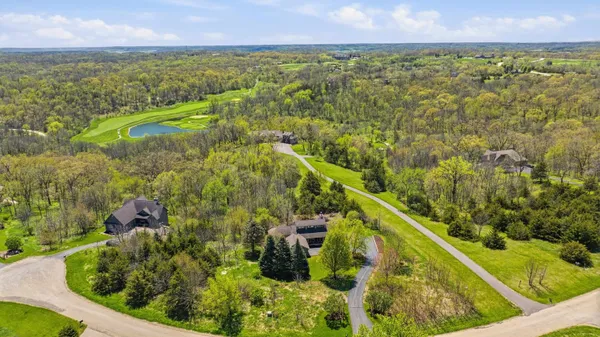 $560,000 | 21-23 Cedar Rim Trail, Galena, IL 61036