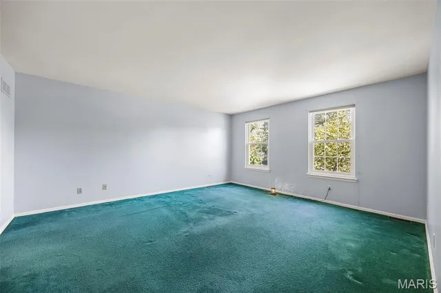 $365,000 | 2701 Wellington Drive, Florissant, MO 63033