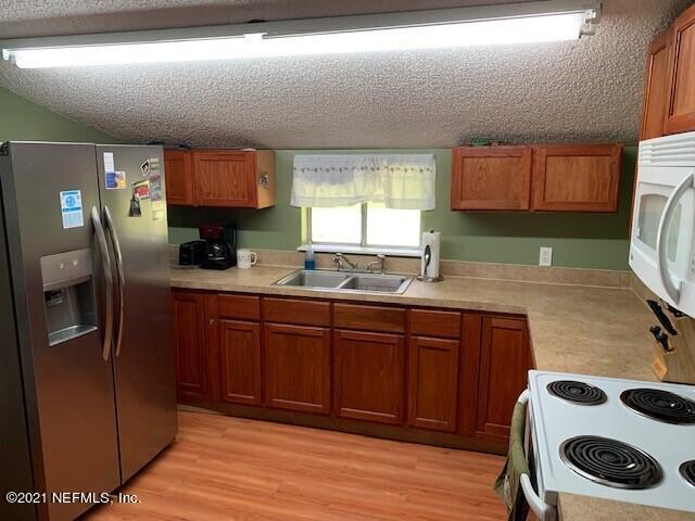 8539 Thomas Road Jacksonville, FL 32219 - Photo 14 of 38 Kitchen 2