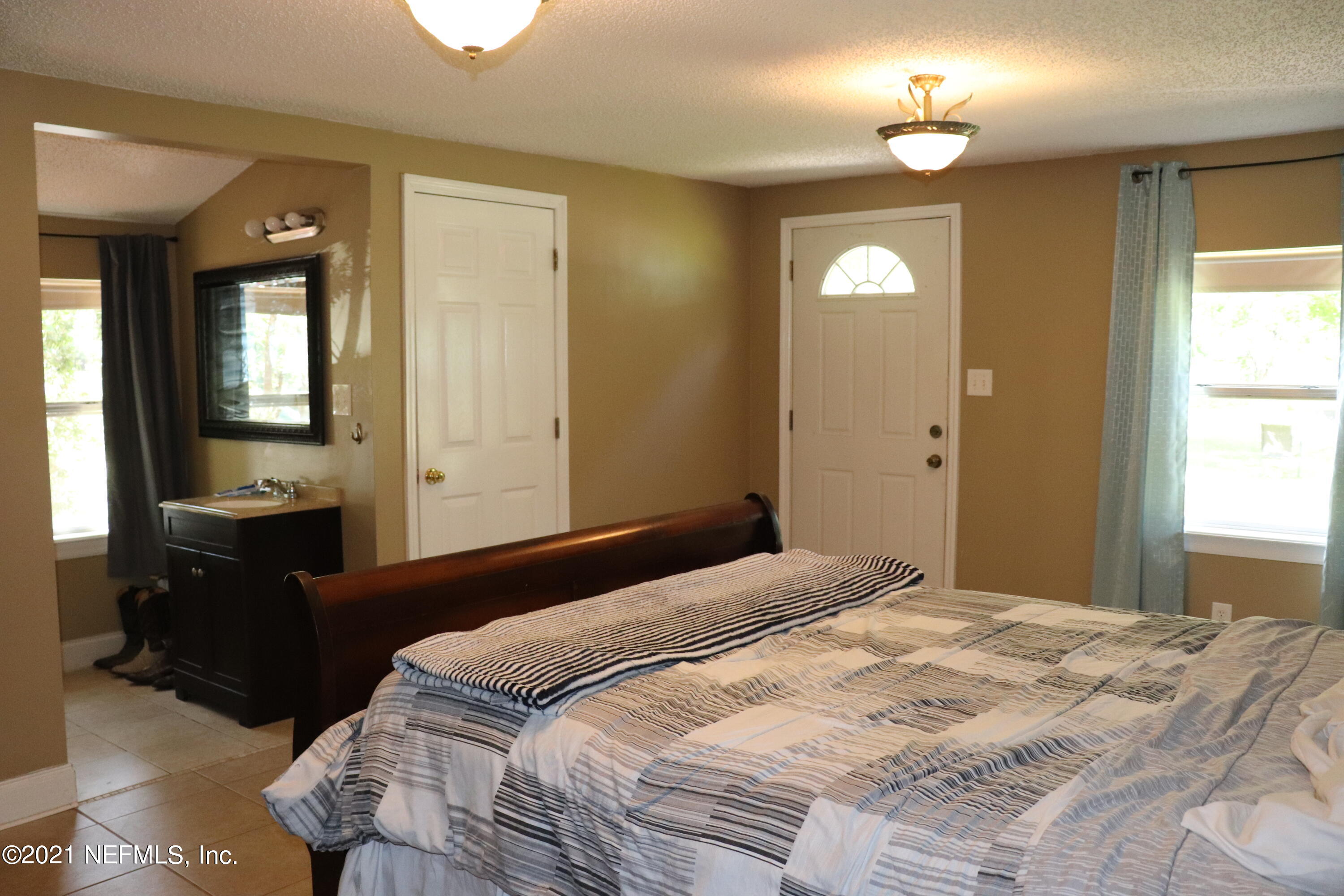 8539 Thomas Road Jacksonville, FL 32219 - Photo 24 of 38 owner suite