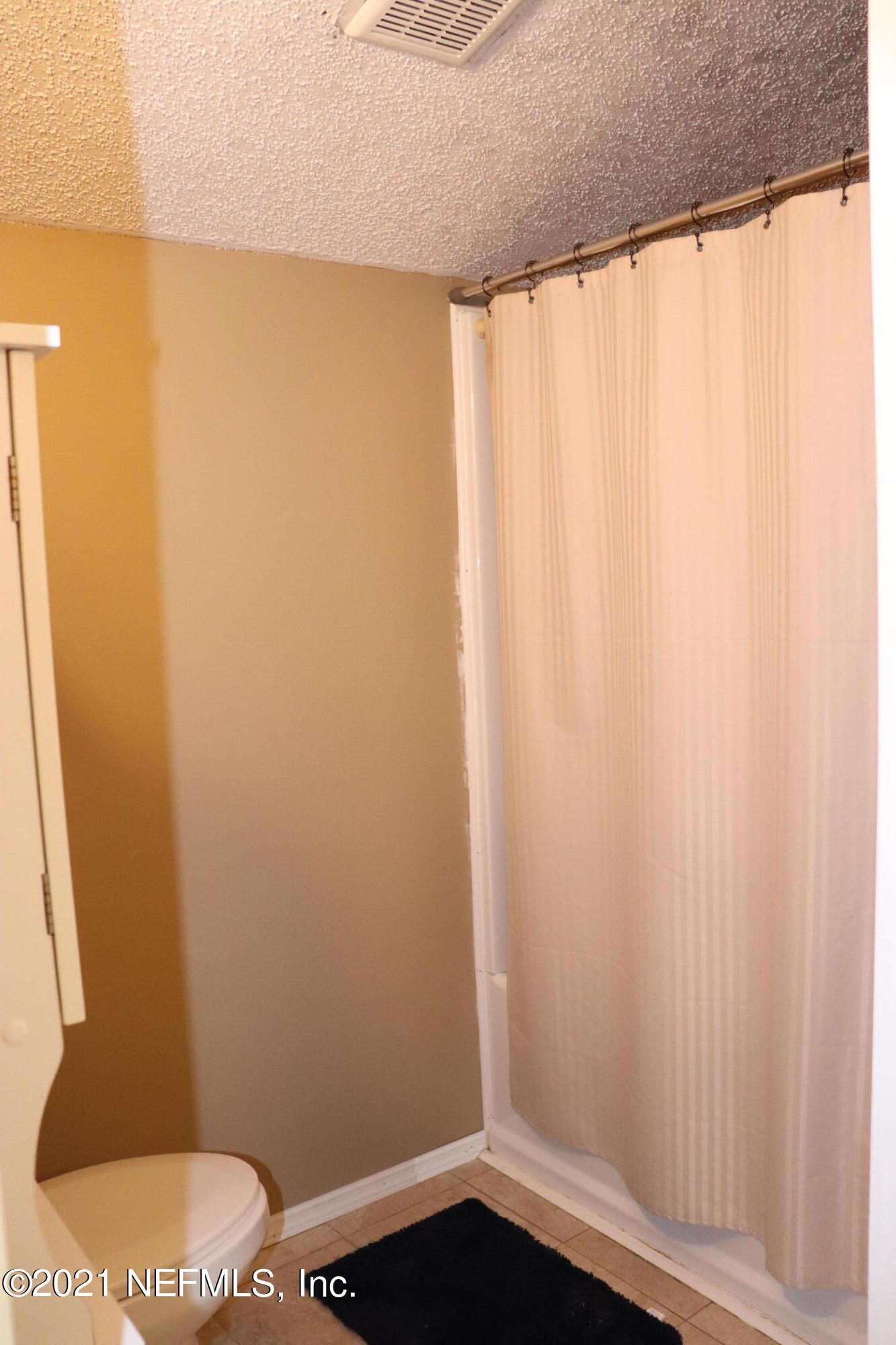 8539 Thomas Road Jacksonville, FL 32219 - Photo 25 of 38 bathroom
