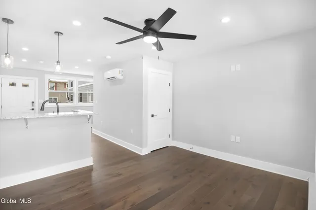 $2,550 | 103 East High Street, Unit 1, Ballston Spa, NY 12020