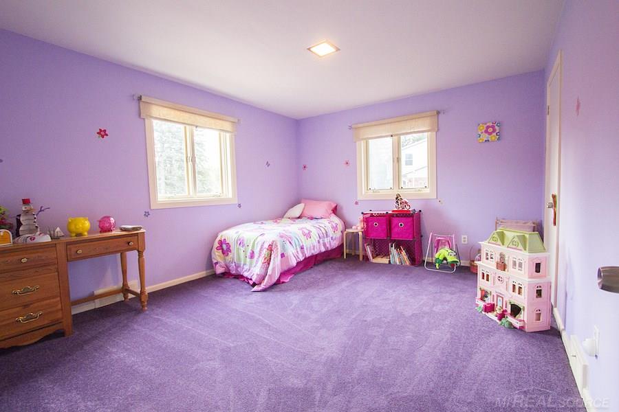 33705 Quaker Valley Road Farmington Hills, MI 48331 - Photo 11 of 26