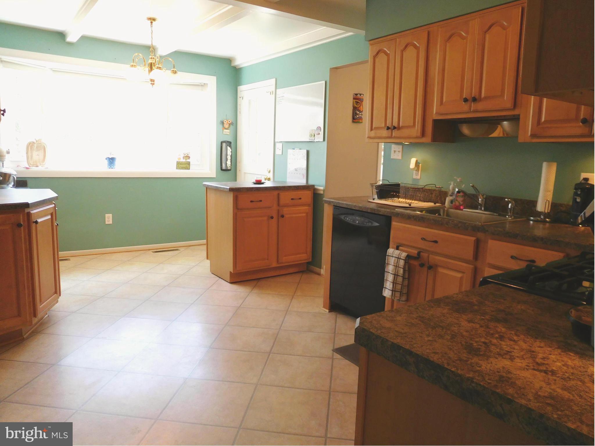 513 Maple Ridge Lane Odenton, MD 21113 - Photo 5 of 30 Kitchen