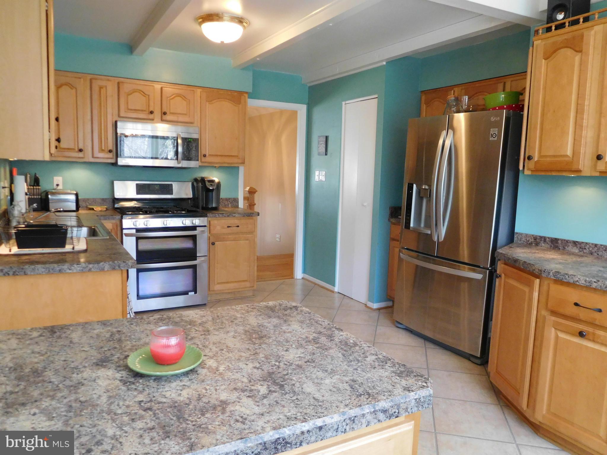513 Maple Ridge Lane Odenton, MD 21113 - Photo 6 of 30 Kitchen