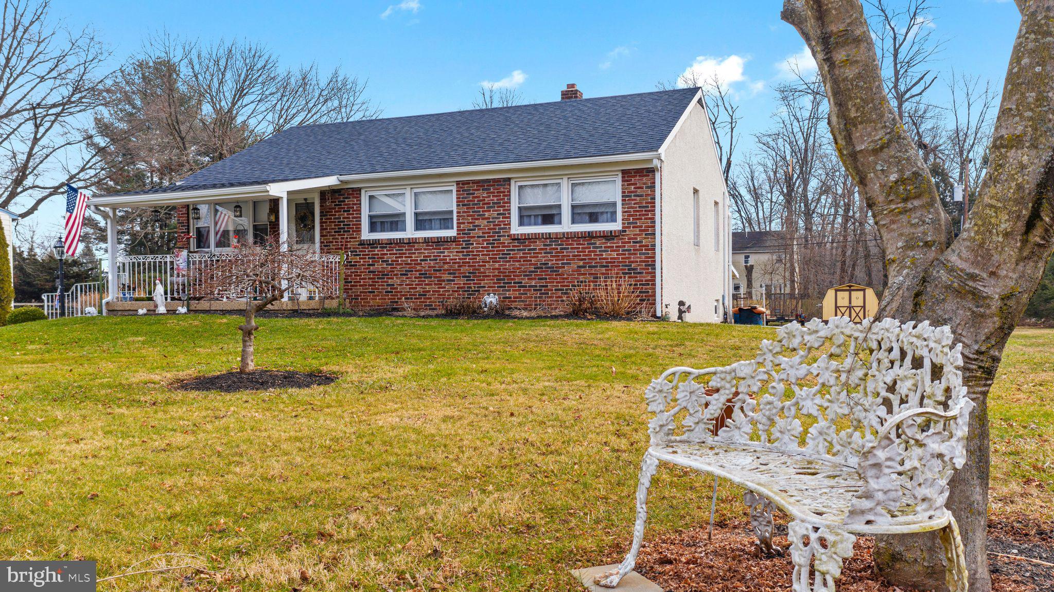 4 Benburb Road Phoenixville, PA 19460 - Photo 4 of 37 Front