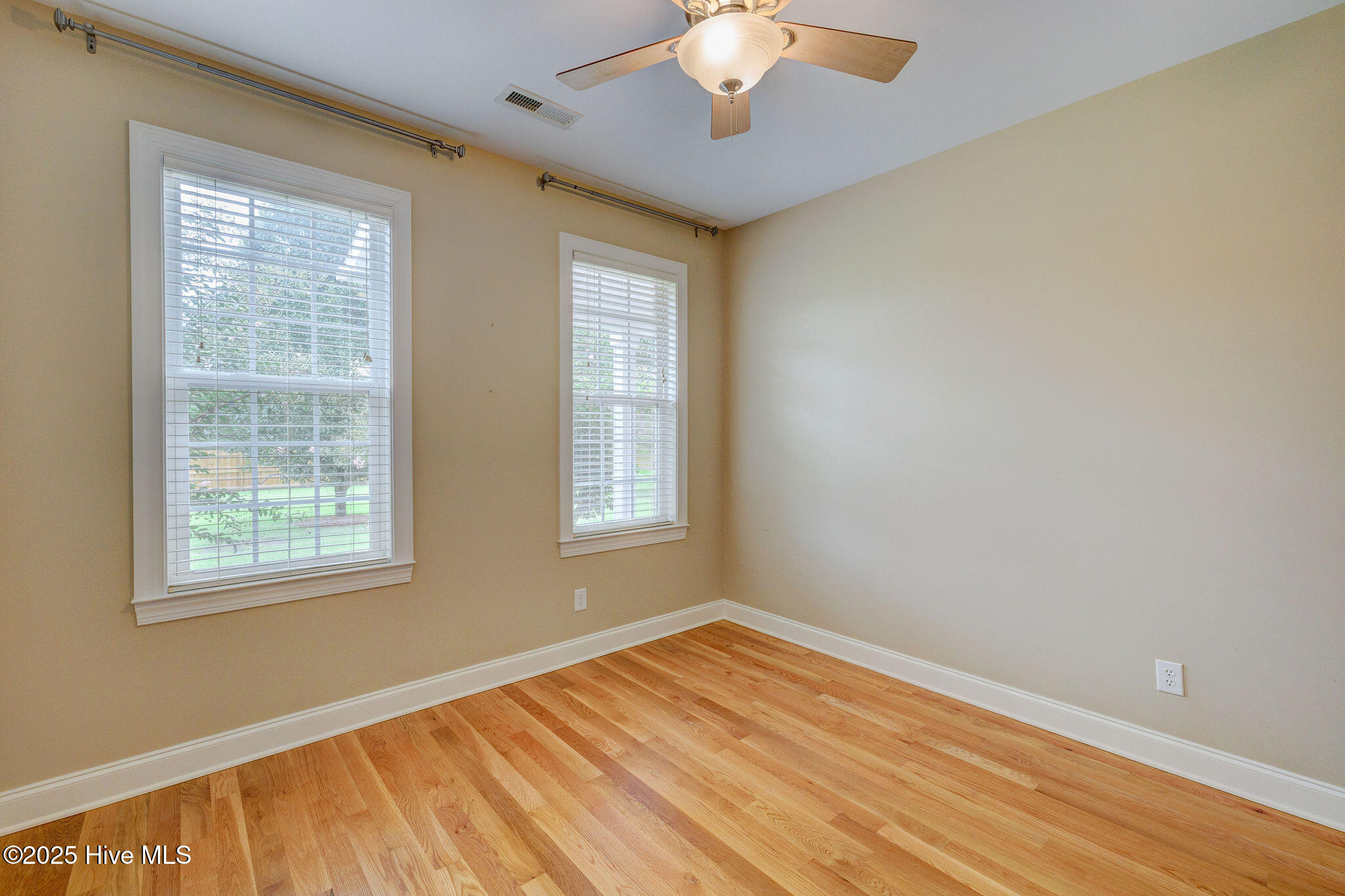 101 Spring Chase Lane Rocky Point, NC 28457 - Photo 29 of 64 101SpringChaseLane-33