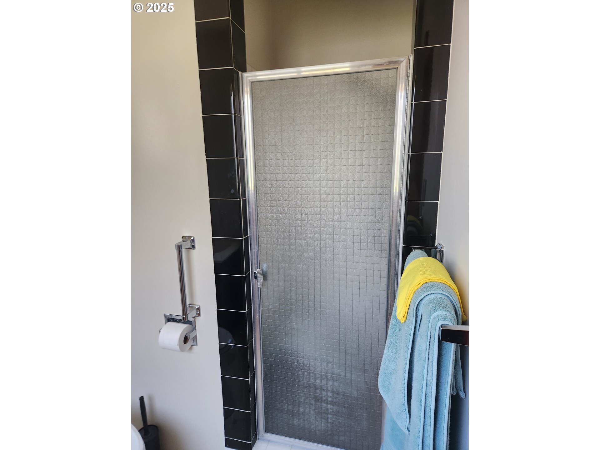 1255 Princeton Road Woodburn, OR 97071 - Photo 22 of 33 Bathroom, Attached