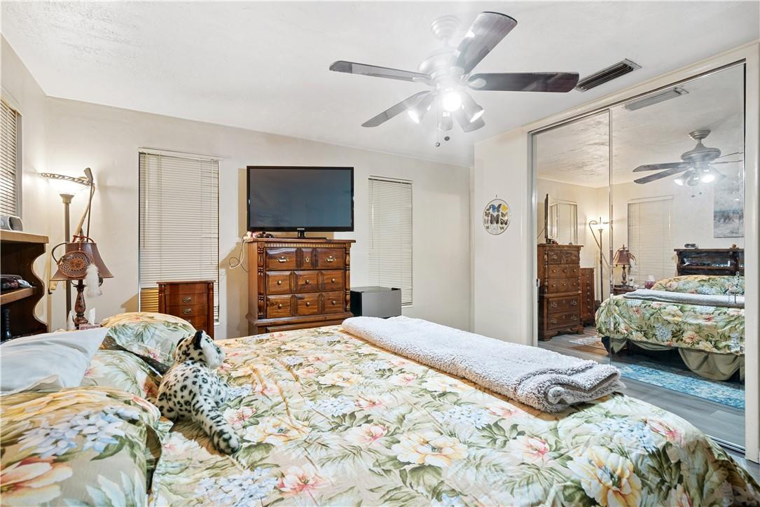 9200 Southwest 55th Street Cooper City, FL 33328 - Photo 15 of 23 Primary Bedroom