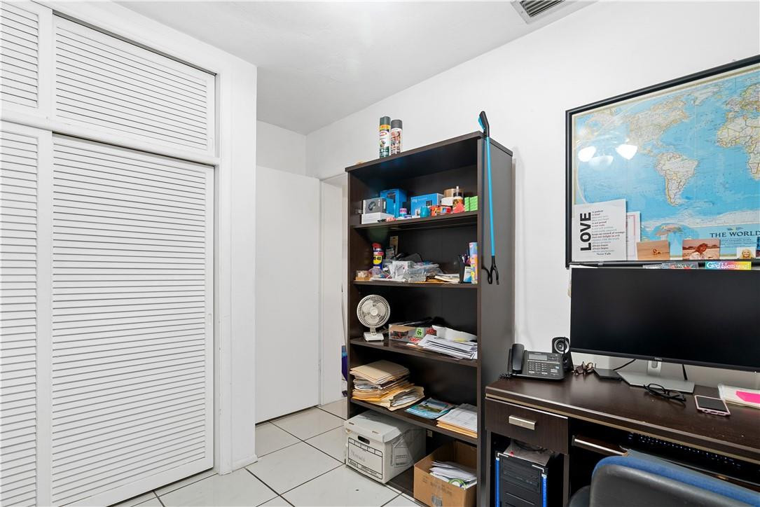 9200 Southwest 55th Street Cooper City, FL 33328 - Photo 21 of 23 4th Bedroom or Office/Den