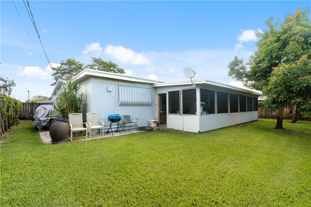 9200 Southwest 55th Street Cooper City, FL 33328 - Photo 22 of 23 Back Yard
