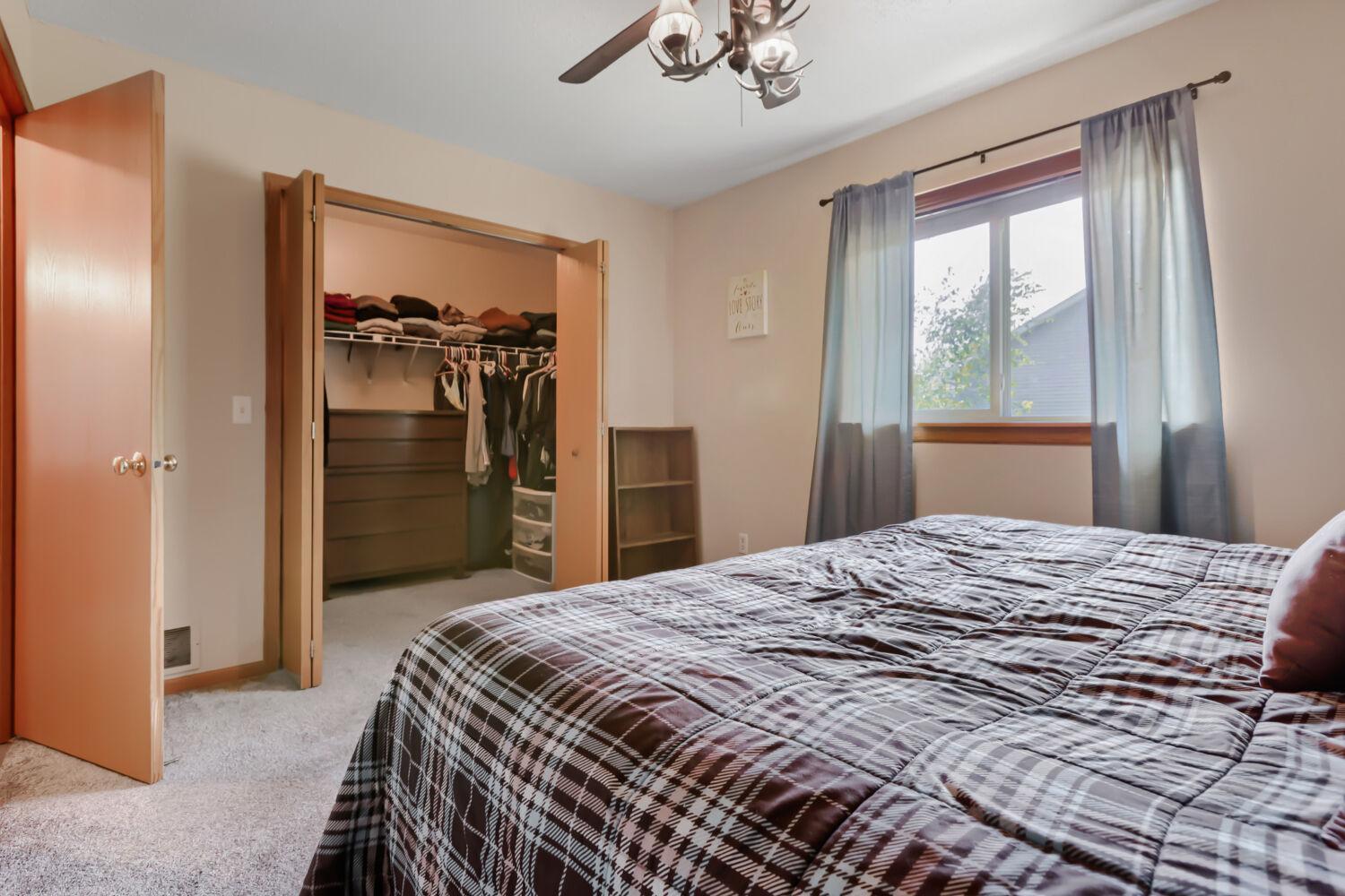 1209 Roberts Road Buffalo, MN 55313 - Photo 17 of 22 Gallery Image 17