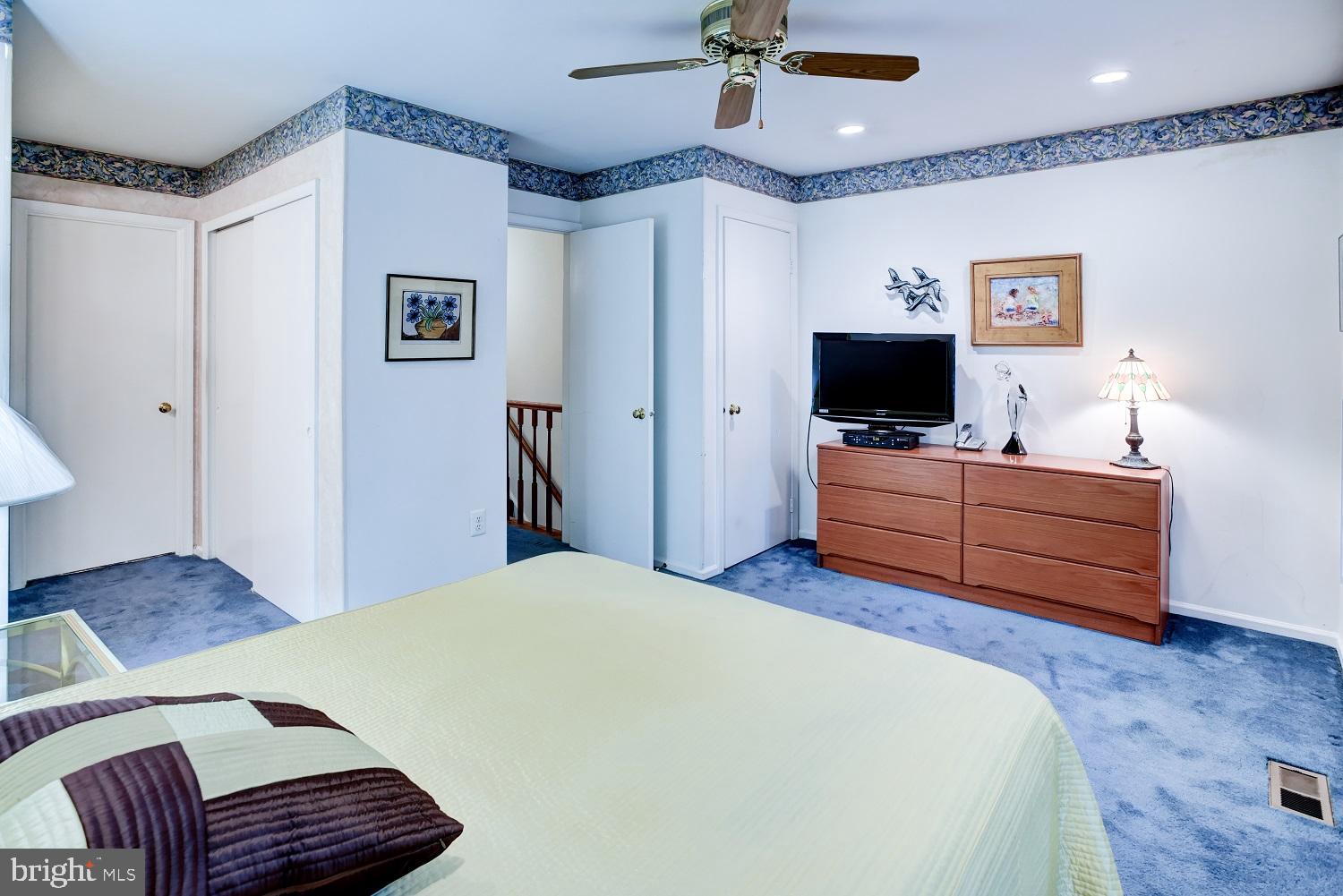 2058 Derby Ridge Lane, Unit 314 Silver Spring, MD 20910 - Photo 29 of 33 Owner's Bedroom