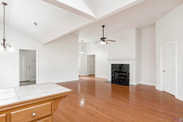 $1,950 | 37024 Rivergate Avenue, Geismar, LA 70734