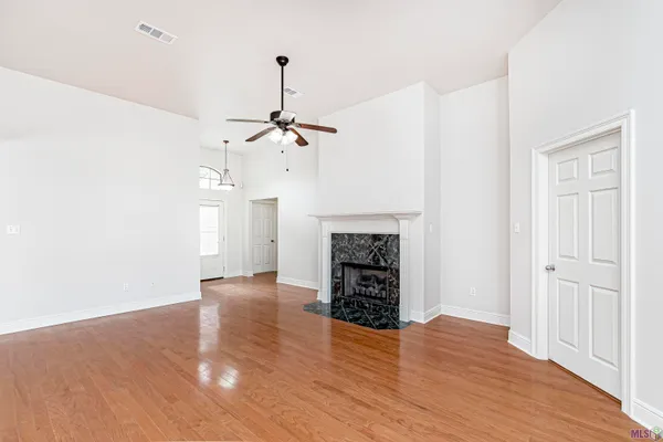 $1,950 | 37024 Rivergate Avenue, Geismar, LA 70734