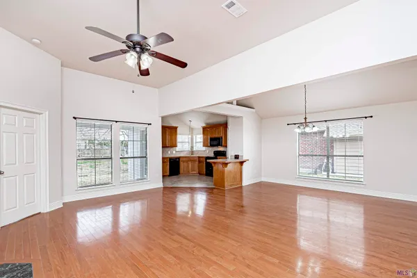 $1,950 | 37024 Rivergate Avenue, Geismar, LA 70734