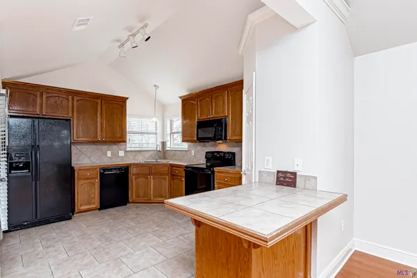 $1,950 | 37024 Rivergate Avenue, Geismar, LA 70734