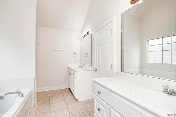 $1,950 | 37024 Rivergate Avenue, Geismar, LA 70734