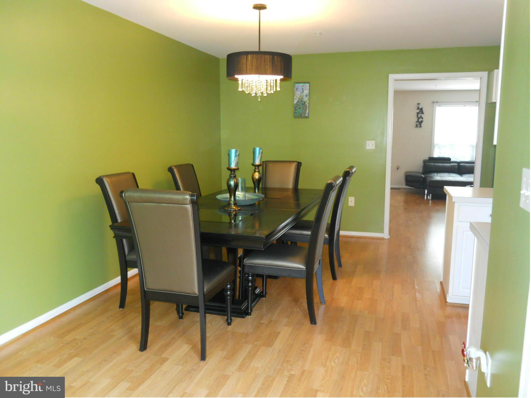 239 Carolstowne Road Reisterstown, MD 21136 - Photo 8 of 29 Dining Room/Eat in kitchen