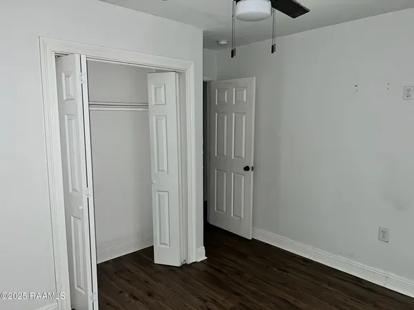 $215,000 | 2428 Pecan Drive, Chalmette, LA 70043