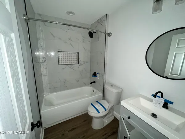 $215,000 | 2428 Pecan Drive, Chalmette, LA 70043