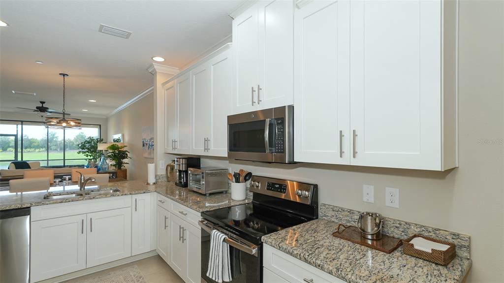 13720 Messina Loop, Unit 103 Bradenton, FL 34211 - Photo 18 of 84