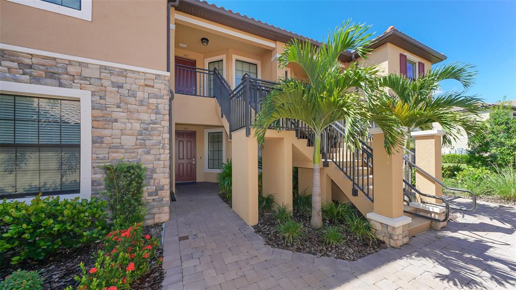 13720 Messina Loop, Unit 103 Bradenton, FL 34211 - Photo 2 of 84