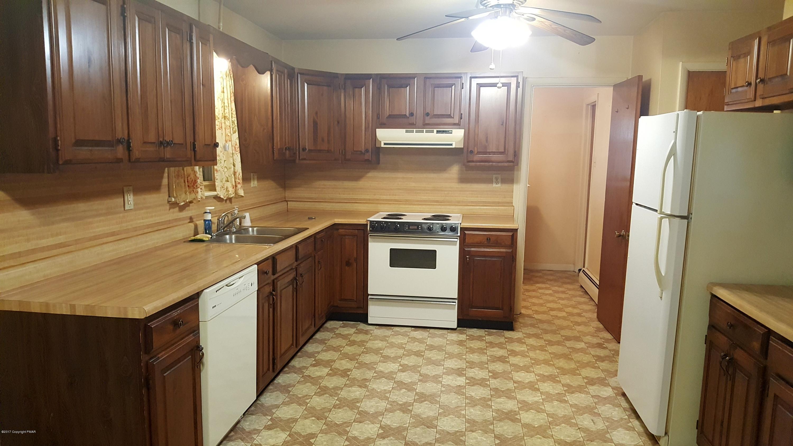 472 Male Road Wind Gap, PA 18091 - Photo 3 of 16 kitchen