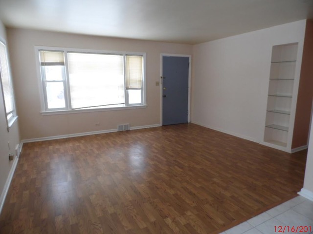 3524 Adams Street Lansing, IL 60438 - Photo 4 of 10