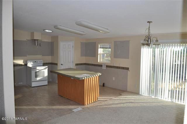 5886 North Chaparral Road Tucson, AZ 85743 - Photo 13 of 25 Gallery Image 13