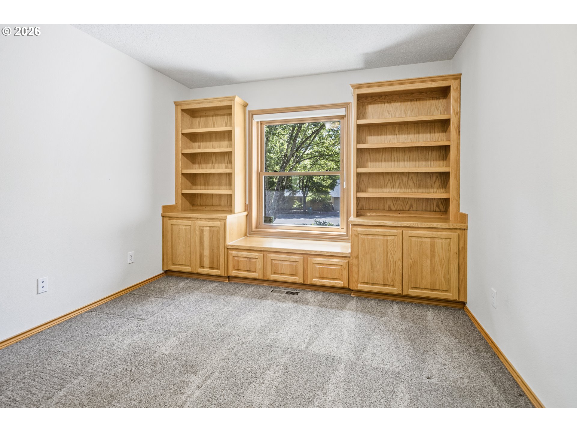 12595 Southwest Colt Court Beaverton, OR 97008 - Photo 15 of 31