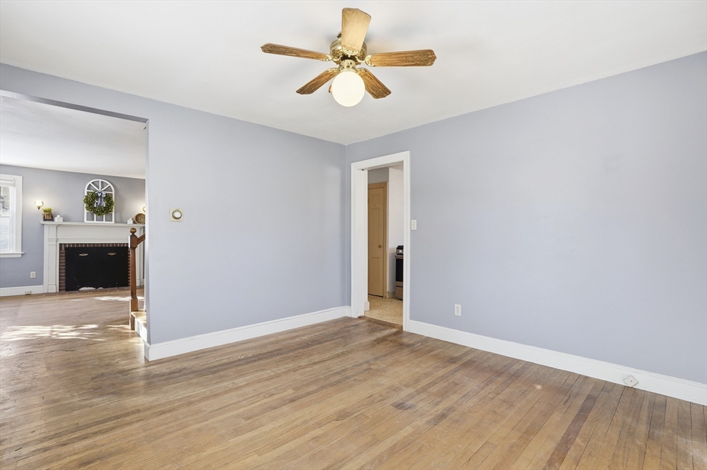 12 Cardinal Road Worcester, MA 01602 - Photo 9 of 34