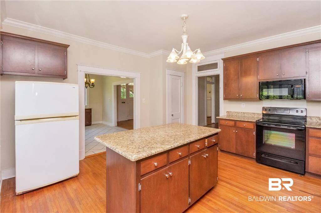 158 South Catherine Street Mobile, AL 36604 - Photo 10 of 40