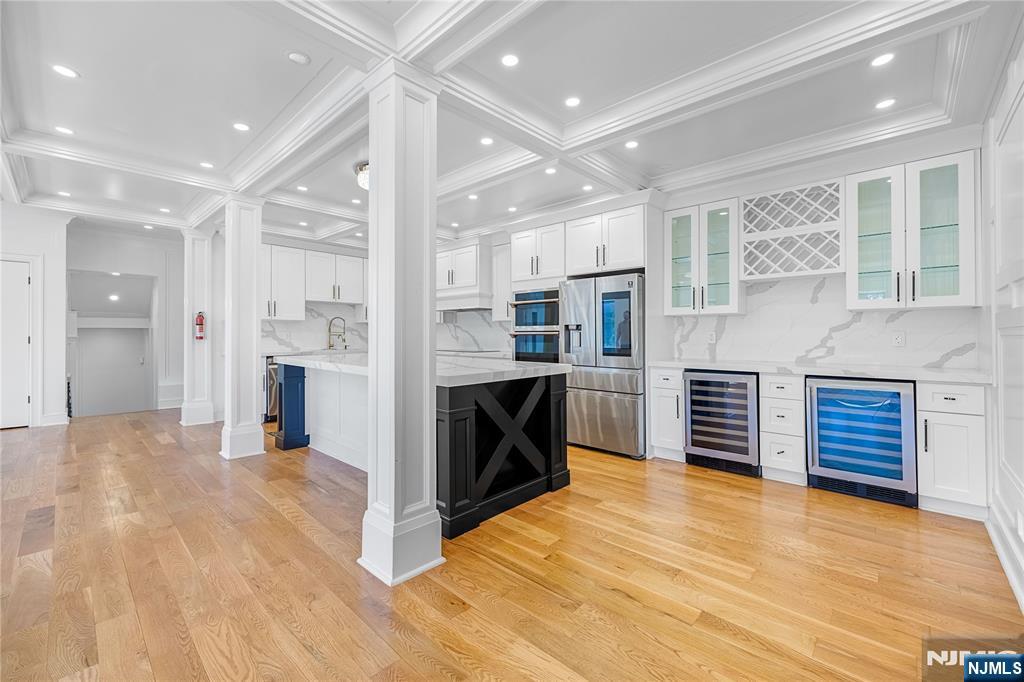 1080 River Road Edgewater, NJ 07020 - Photo 16 of 48