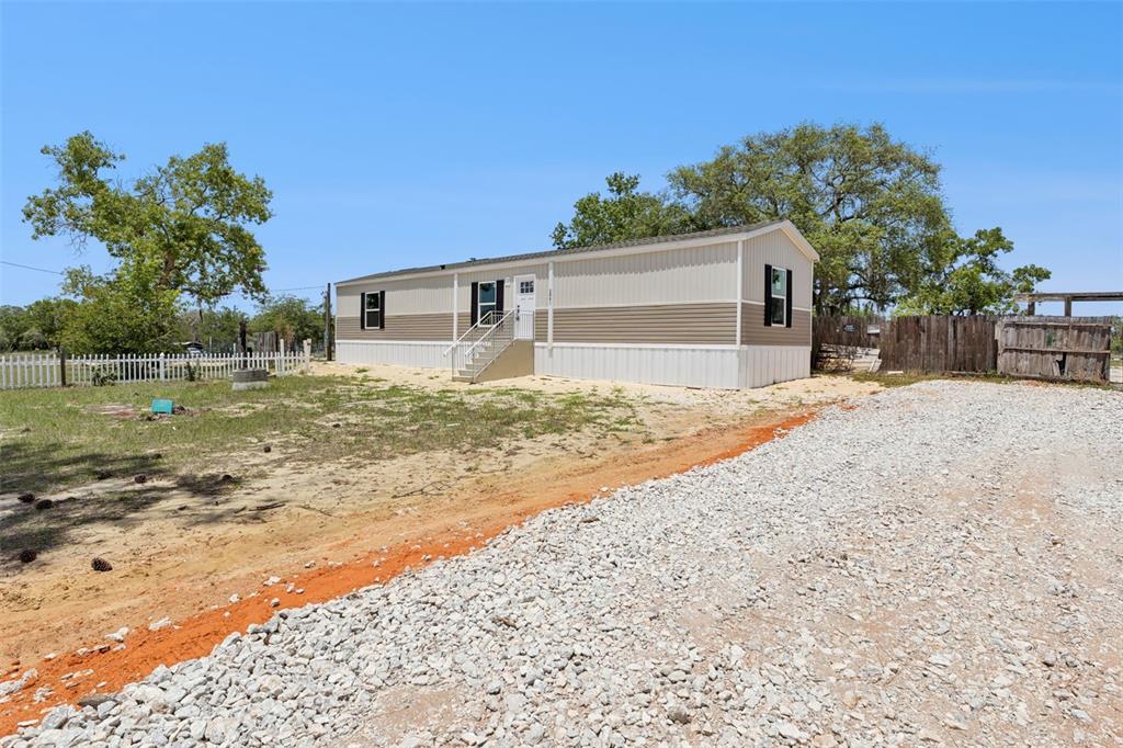 2861 Fast Trot Trail Lake Wales, FL 33898 - Photo 4 of 31