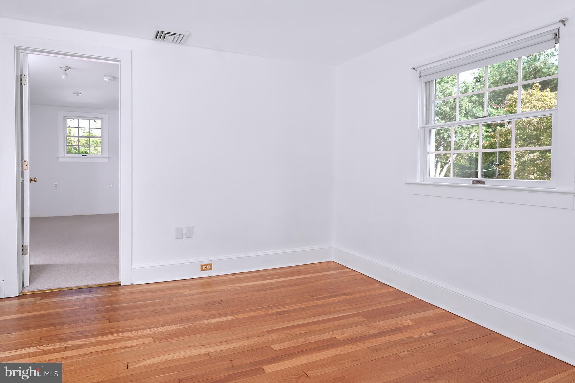 111 King George Road Pennington, NJ 08534 - Photo 18 of 26