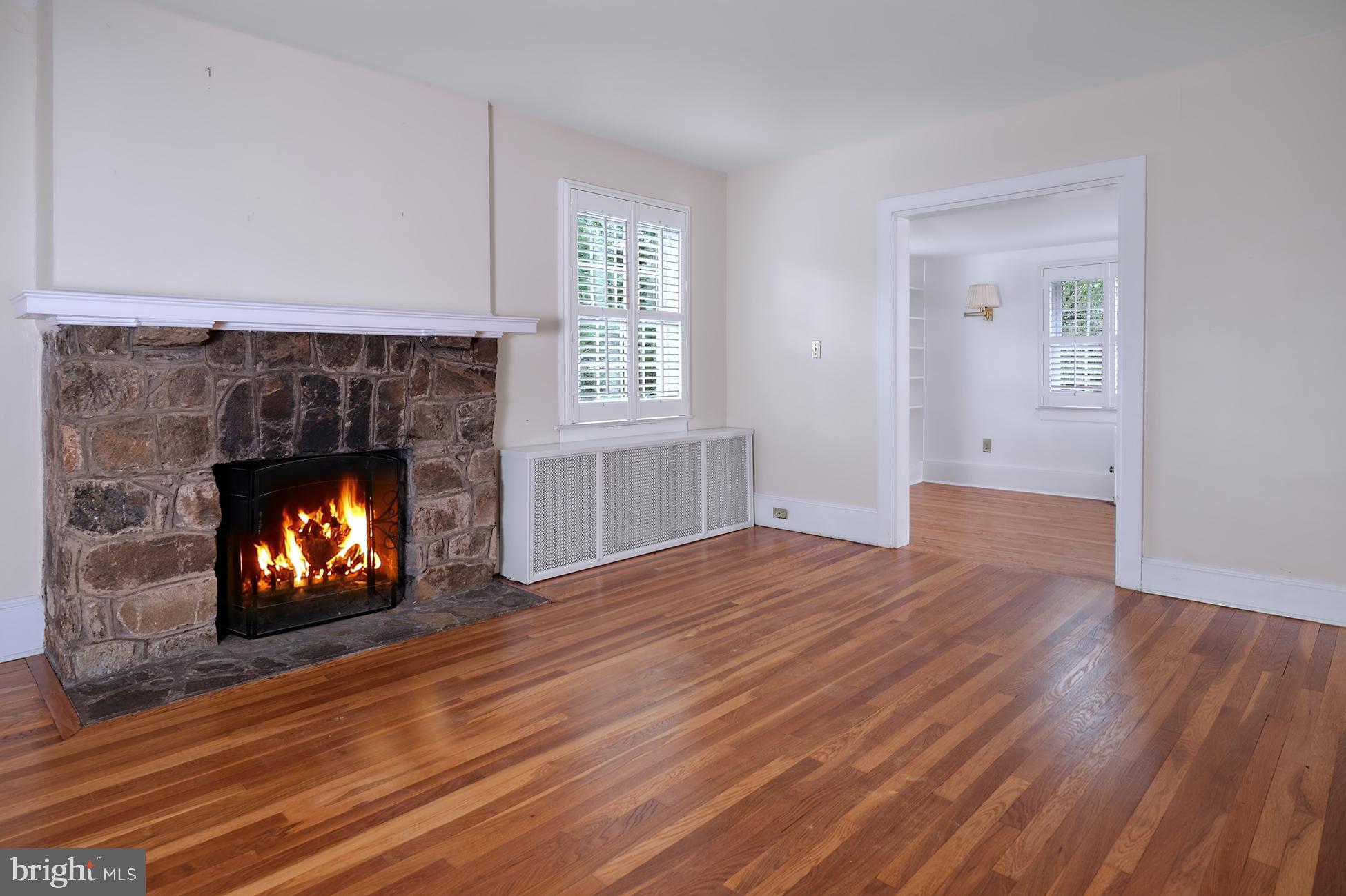 111 King George Road Pennington, NJ 08534 - Photo 4 of 26