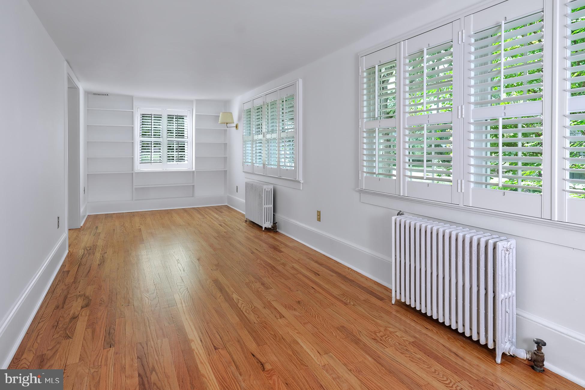 111 King George Road Pennington, NJ 08534 - Photo 7 of 26