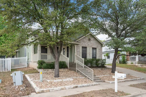 $1,750 | 5911 Steiner, Kyle, TX 78640