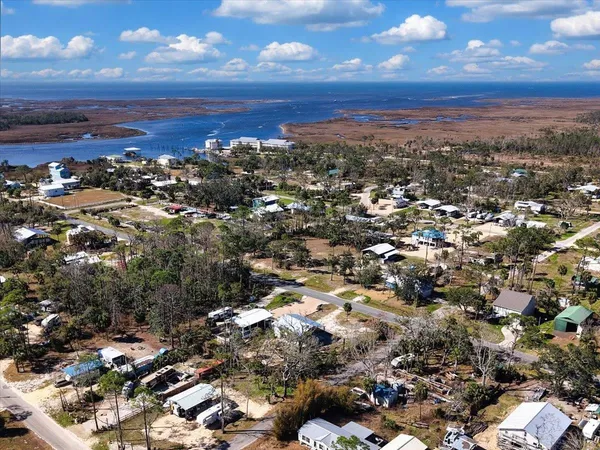 $285,000 | Vacant 2nd Street East, Steinhatchee, FL 32359