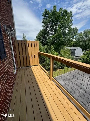 $1,800 | 1709 Cherokee Road, Unit 201, Johnson City, TN 37604