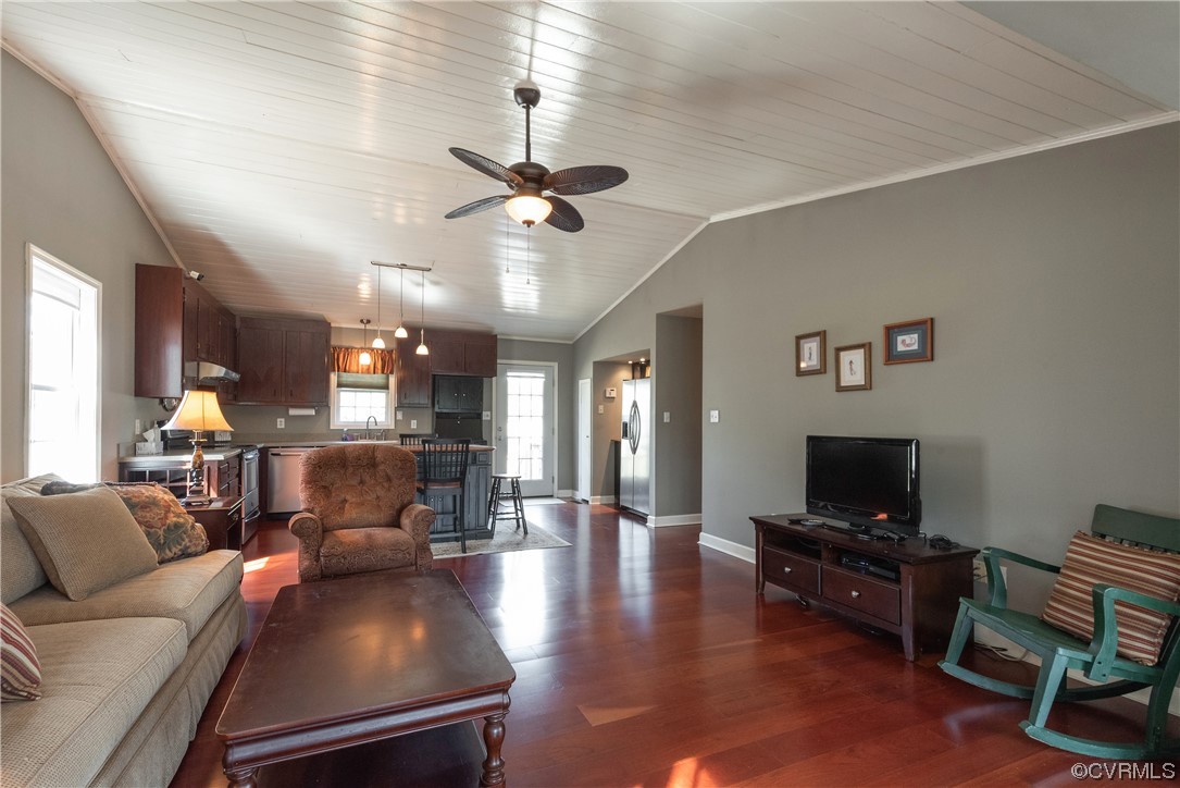422 South Glebe Road Montross, VA 22520 - Photo 12 of 50 Gallery Image 12