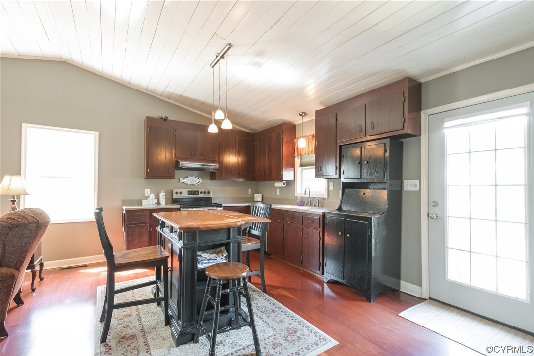422 South Glebe Road Montross, VA 22520 - Photo 5 of 50 Gallery Image 5