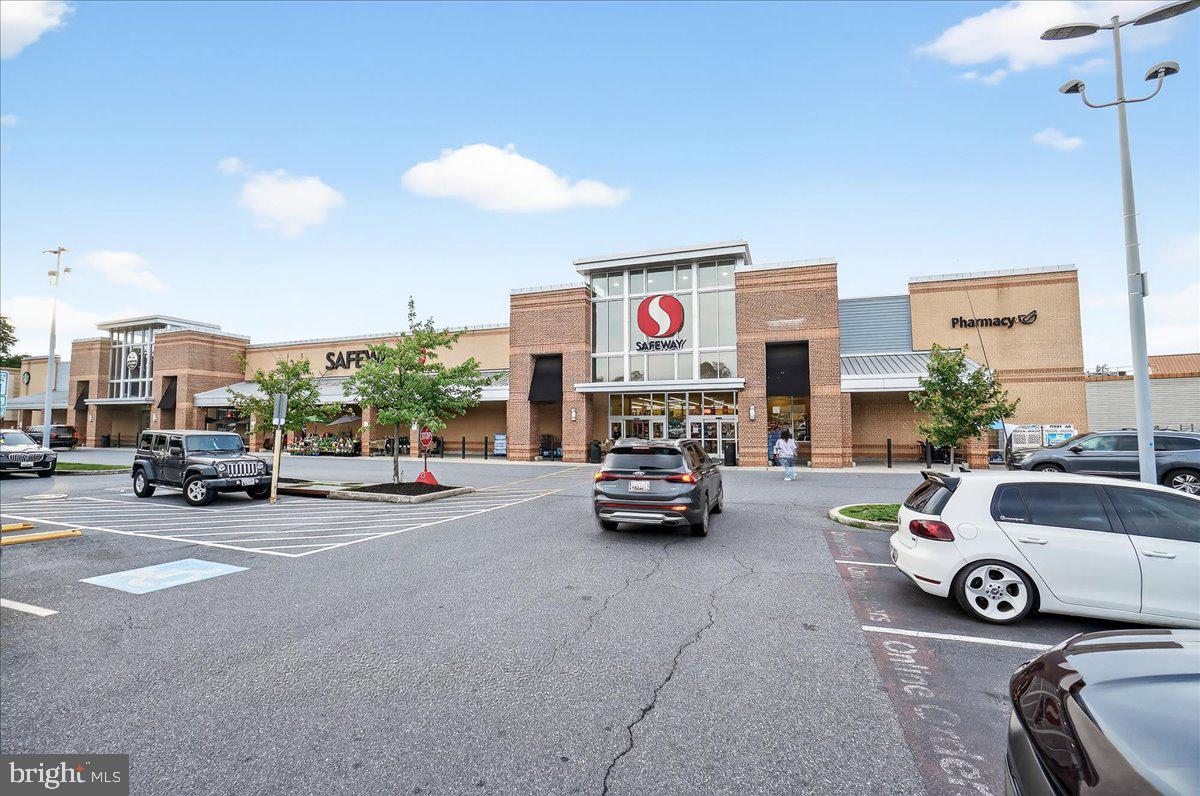 25758 Woodfield Road Damascus, MD 20872 - Photo 36 of 55 Gallery Image 36
