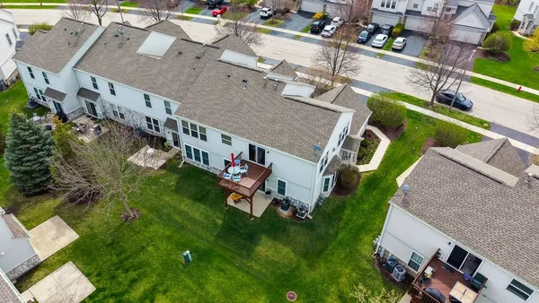 $299,999 | 24928 Franklin Lane, Plainfield, IL 60585