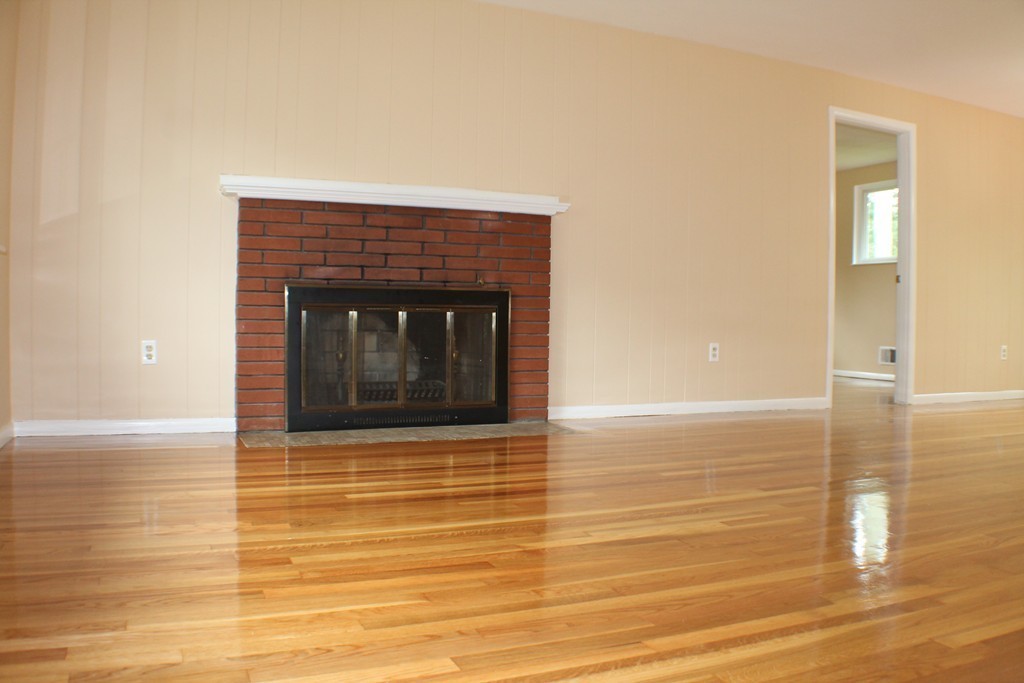 6 Livoli Road Framingham, MA 01701 - Photo 6 of 30